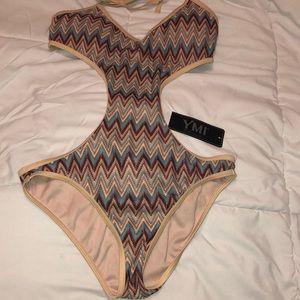 One piece bathing suit